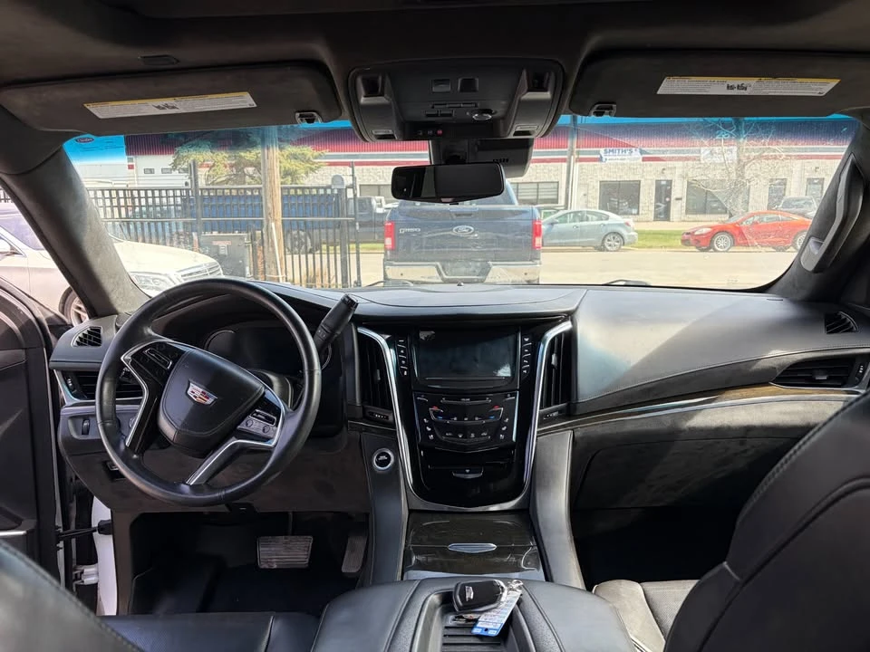 2018 Cadillac Escalade 4th Gen - Image 9 of 9