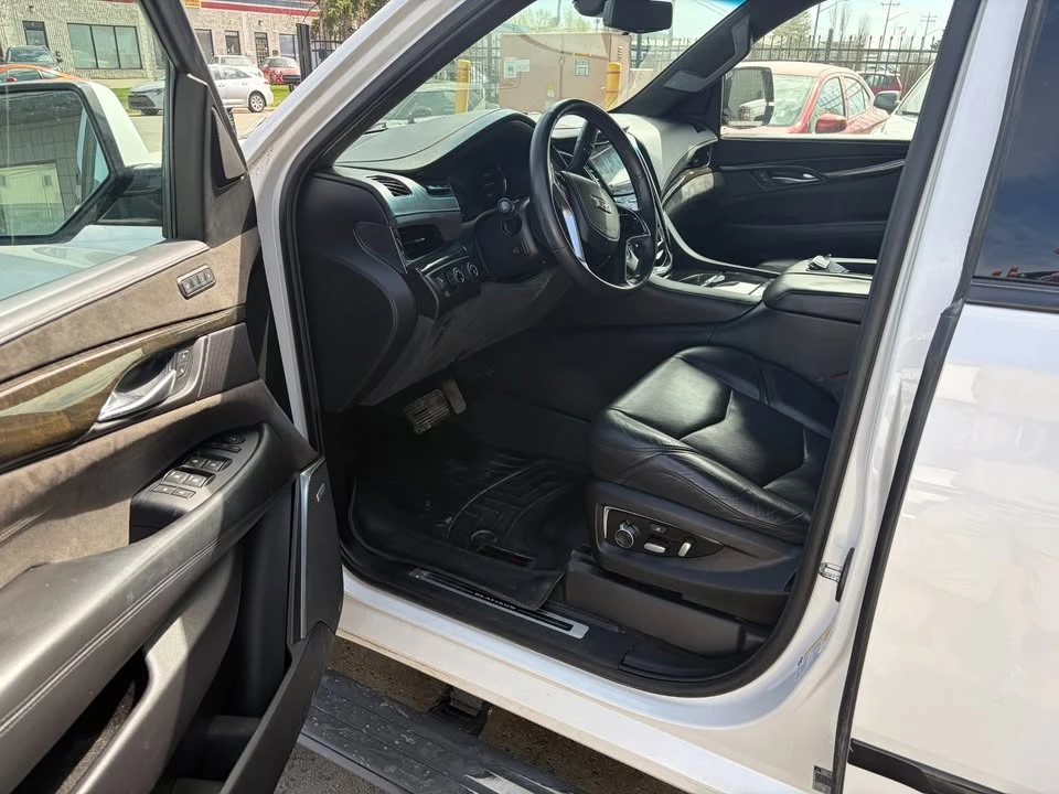 2018 Cadillac Escalade 4th Gen - Image 7 of 9