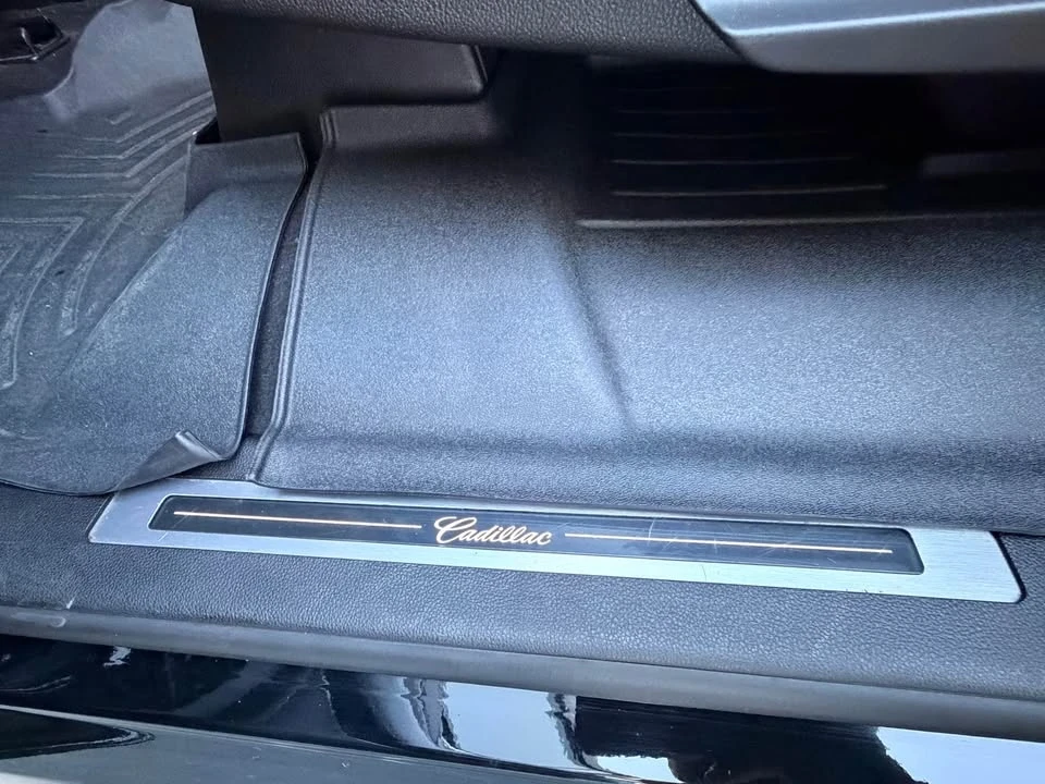 2018 Cadillac Escalade 4th Gen - Image 11 of 19
