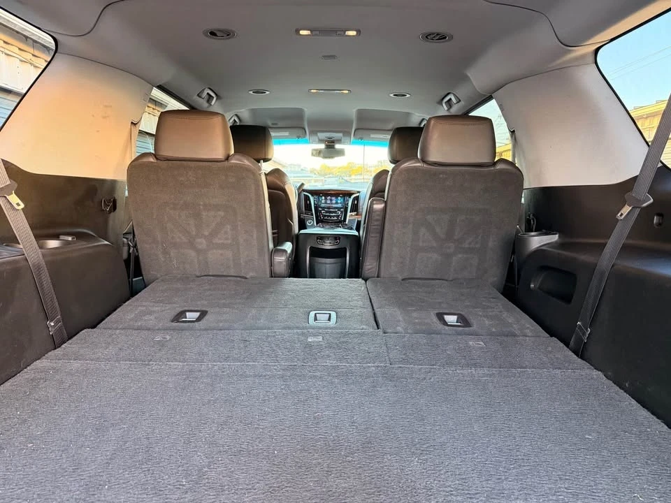 2018 Cadillac Escalade 4th Gen - Image 15 of 19
