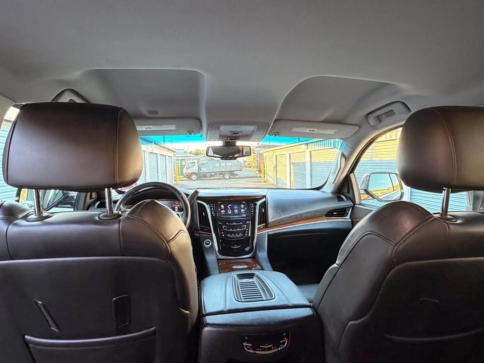 2018 Cadillac Escalade 4th Gen - Image 12 of 19