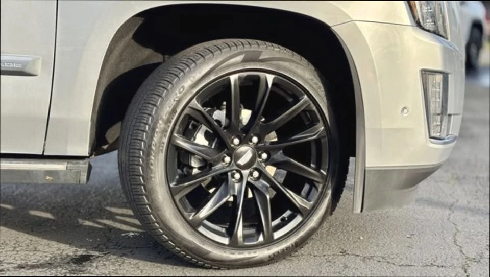 2018 Cadillac Escalade 4th Gen - Image 10 of 20