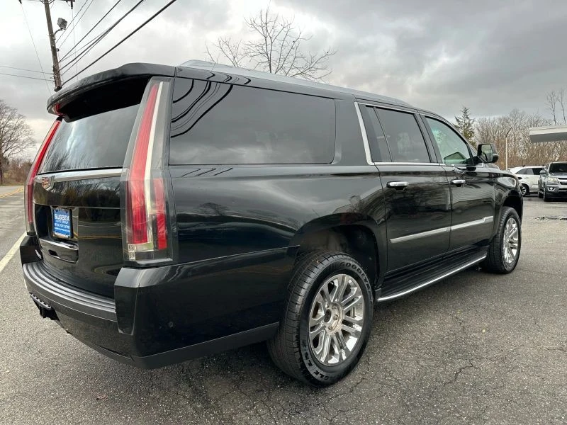 2018 Cadillac Escalade 4th Gen - Image 6 of 12