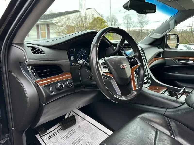 2018 Cadillac Escalade 4th Gen - Image 10 of 12