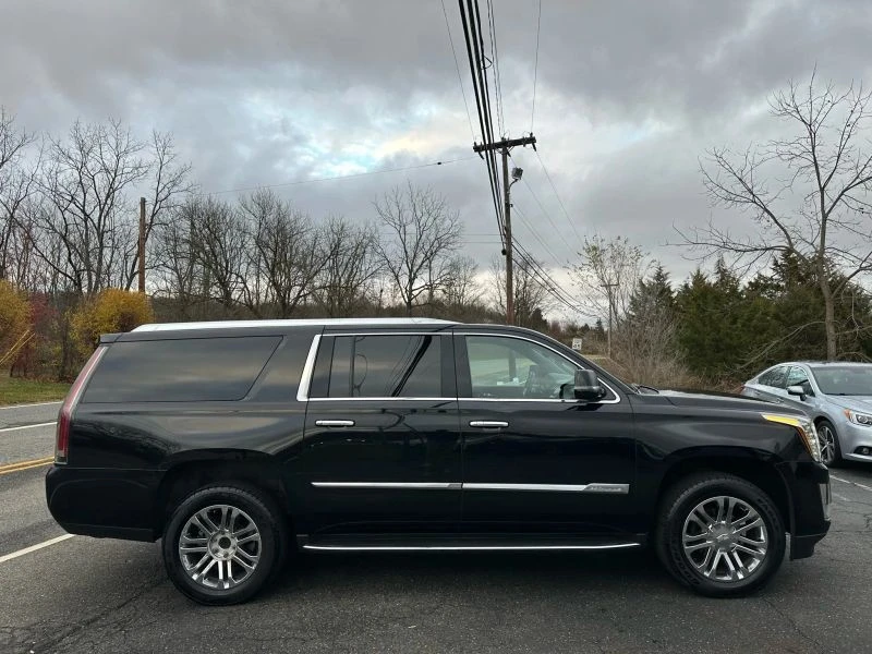 2018 Cadillac Escalade 4th Gen - Image 8 of 12