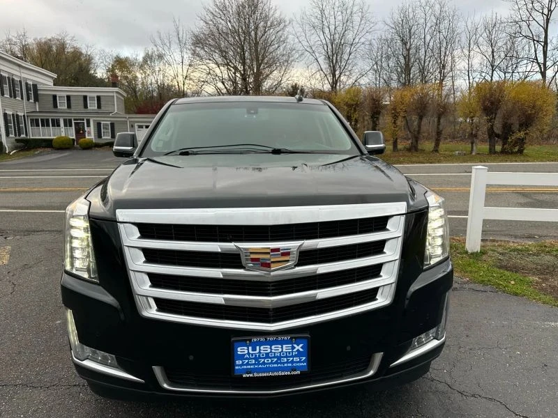 2018 Cadillac Escalade 4th Gen - Image 2 of 12