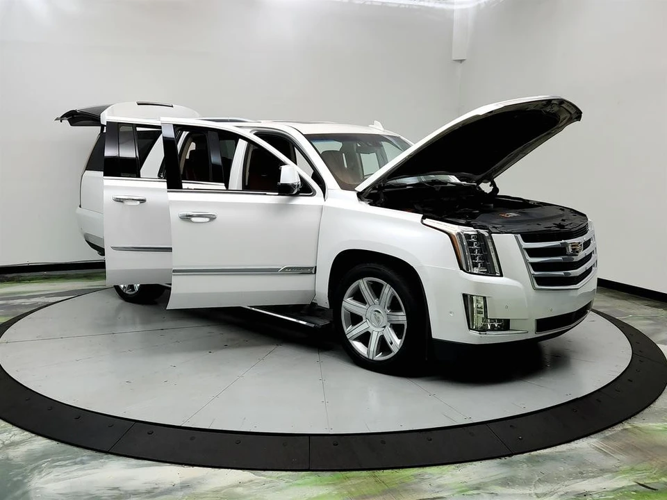 2018 Cadillac Escalade 4th Gen - Image 10 of 21
