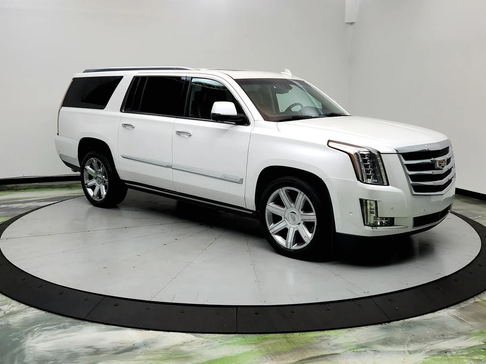 2018 Cadillac Escalade 4th Gen - Image 3 of 21