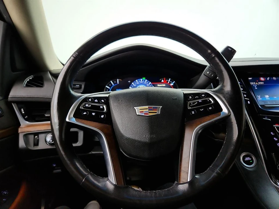 2018 Cadillac Escalade 4th Gen - Image 18 of 21