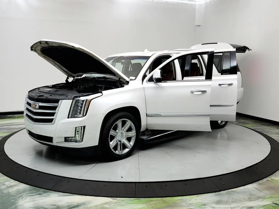 2018 Cadillac Escalade 4th Gen - Image 9 of 21
