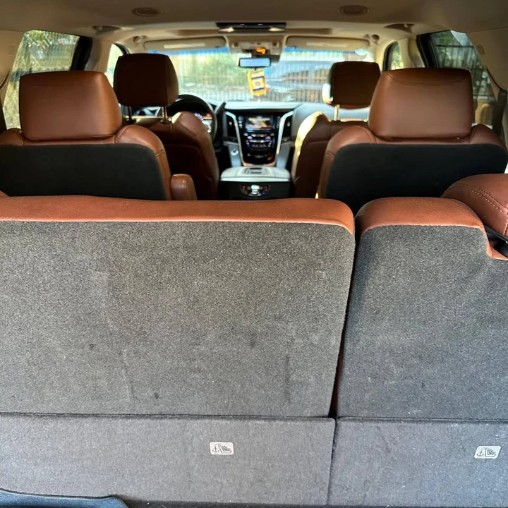 2018 Cadillac Escalade 4th Gen - Image 2 of 10