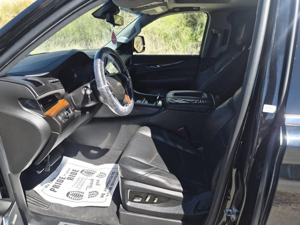2018 Cadillac Escalade 4th Gen - Image 9 of 13