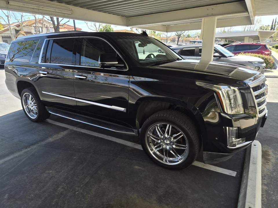 2018 Cadillac Escalade 4th Gen - Image 7 of 13