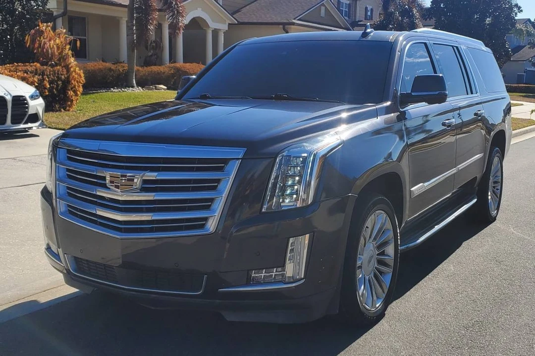 2018 Cadillac Escalade 4th Gen - Image 2 of 21