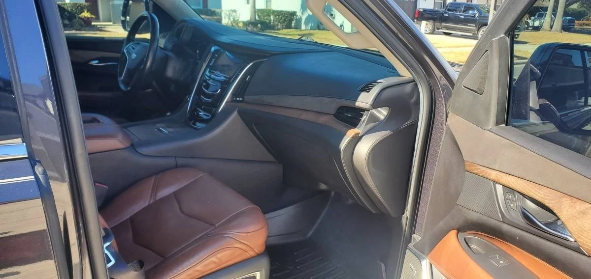 2018 Cadillac Escalade 4th Gen - Image 14 of 21