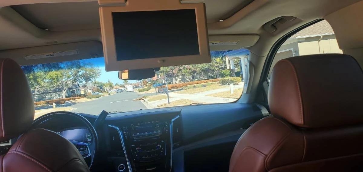 2018 Cadillac Escalade 4th Gen - Image 18 of 21