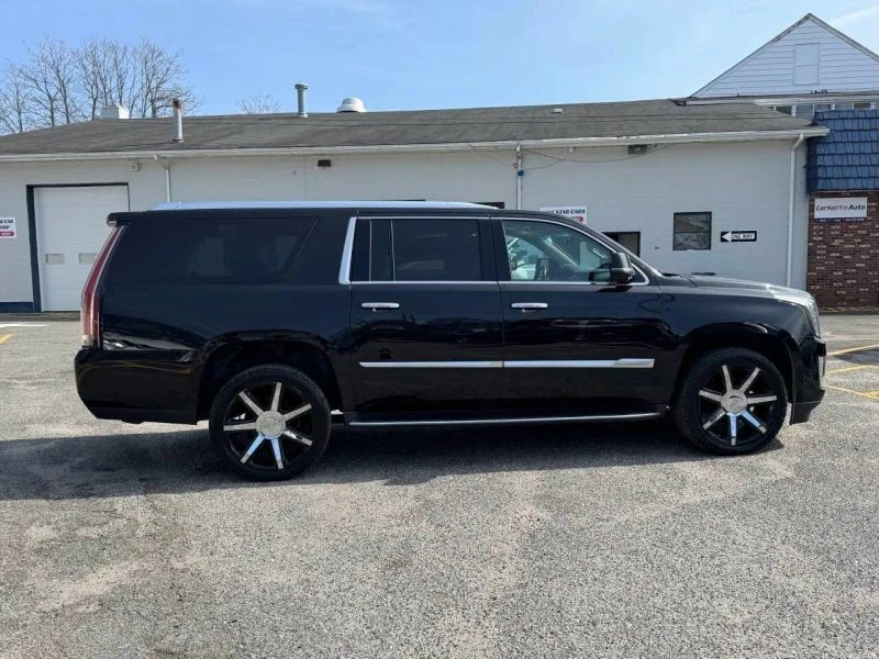 2018 Cadillac Escalade 4th Gen - Image 10 of 12