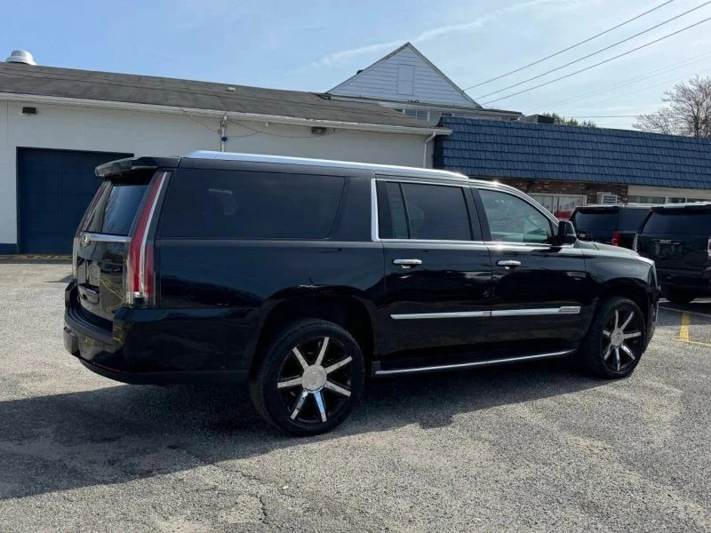 2018 Cadillac Escalade 4th Gen - Image 12 of 12