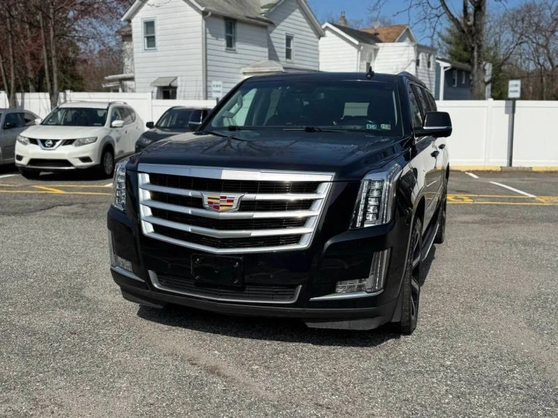 2018 Cadillac Escalade 4th Gen - Image 2 of 12
