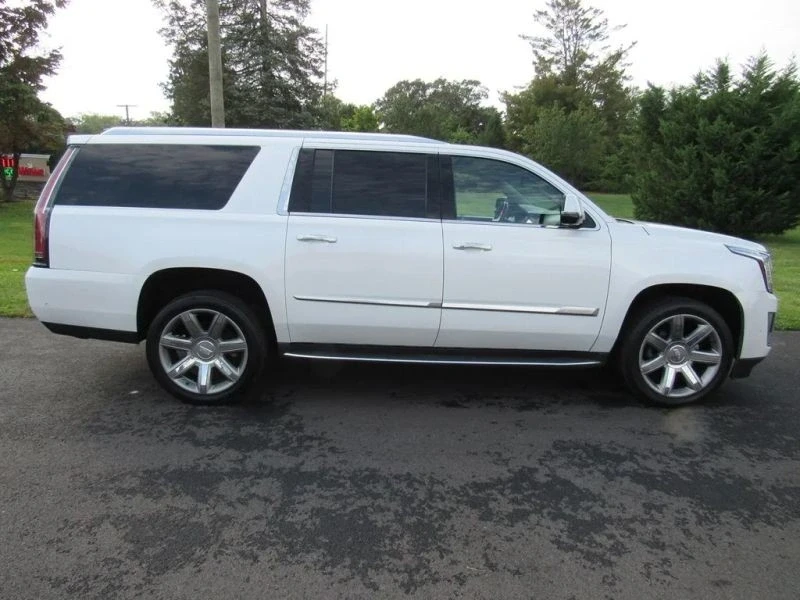 2018 Cadillac Escalade 4th Gen - Image 12 of 12