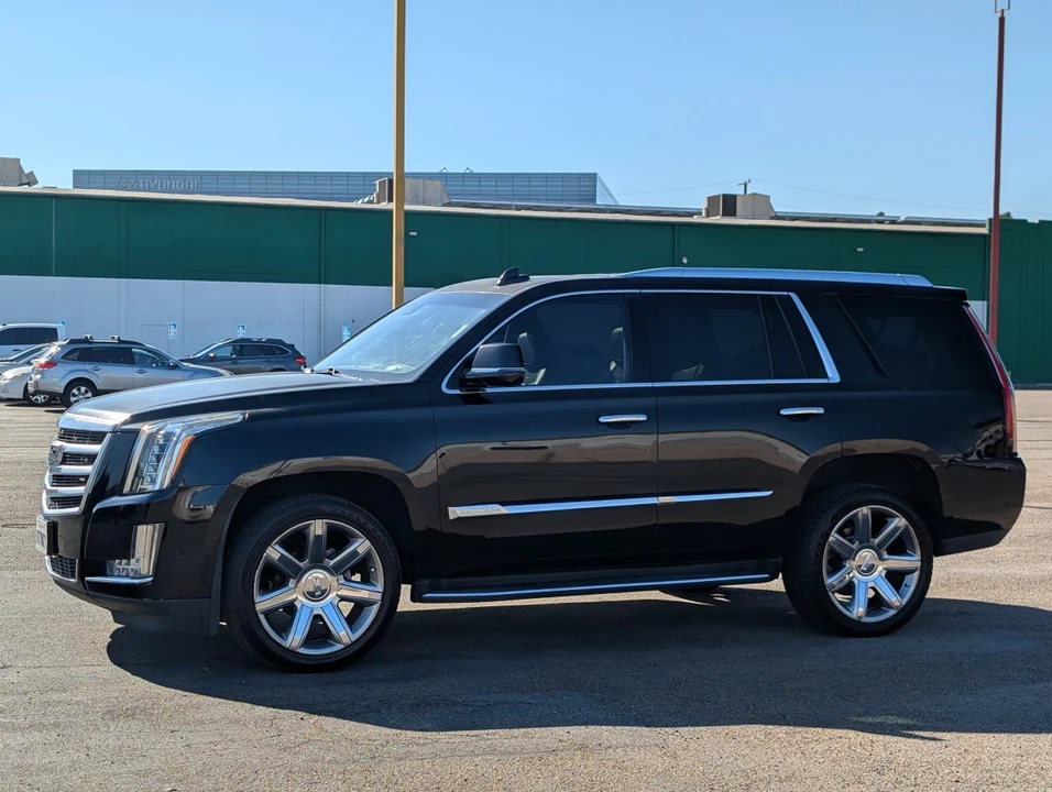 2018 Cadillac Escalade 4th Gen - Image 3 of 12