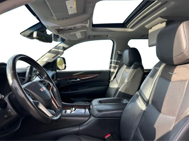 2018 Cadillac Escalade 4th Gen - Image 9 of 21