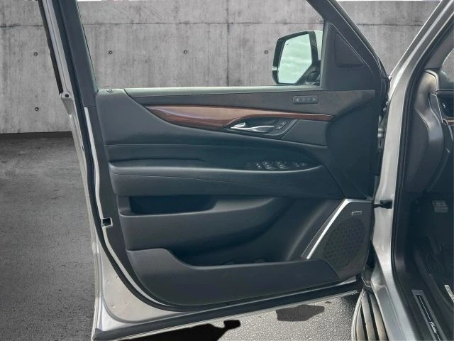 2018 Cadillac Escalade 4th Gen - Image 20 of 21