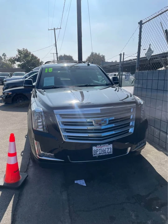 2018 Cadillac Escalade 4th Gen - Image 2 of 2