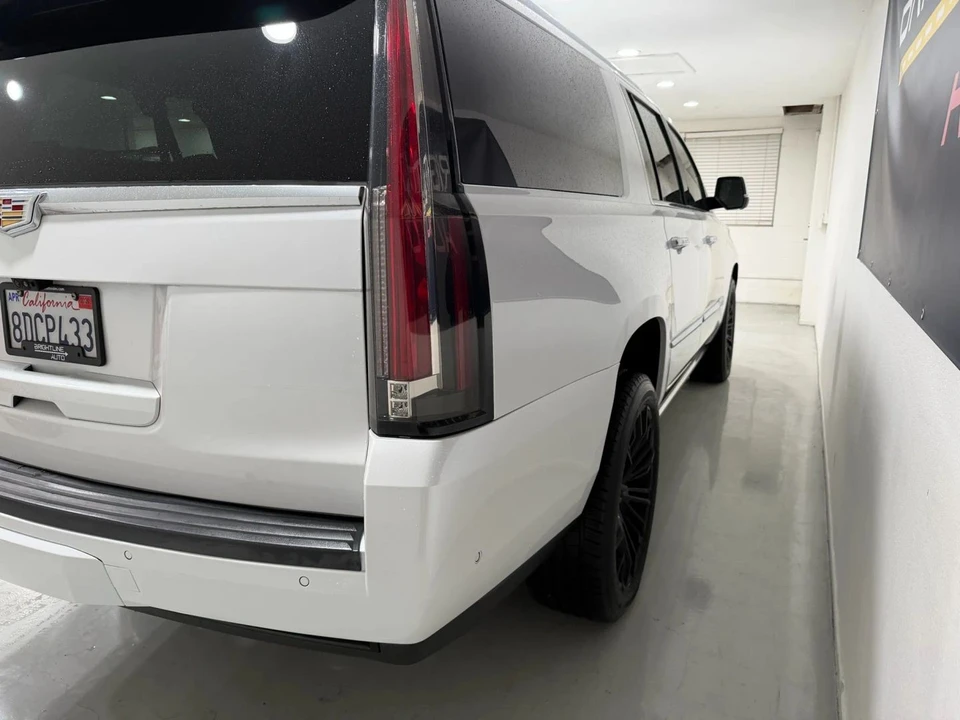 2018 Cadillac Escalade 4th Gen - Image 5 of 21