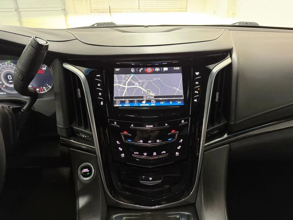 2018 Cadillac Escalade 4th Gen - Image 16 of 21