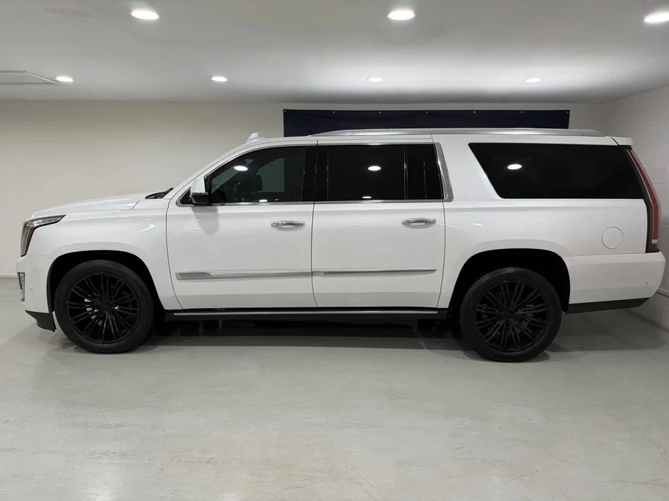 2018 Cadillac Escalade 4th Gen - Image 2 of 21