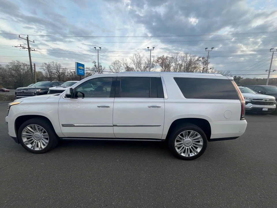 2018 Cadillac Escalade 4th Gen - Image 8 of 21