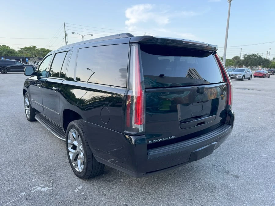 2018 Cadillac Escalade 4th Gen - Image 8 of 31