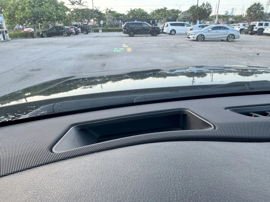 2018 Cadillac Escalade 4th Gen - Image 31 of 31