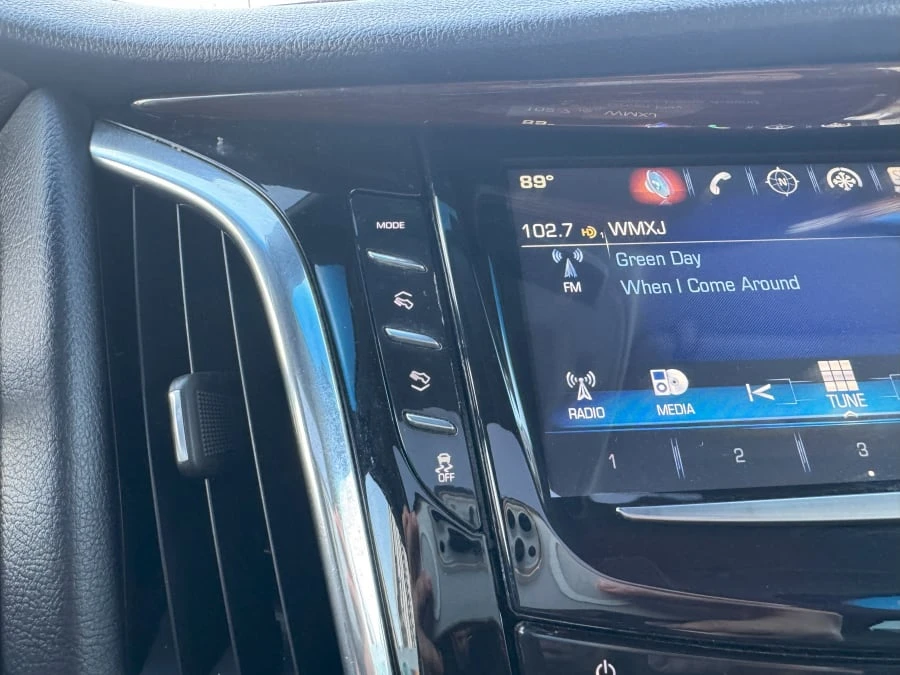 2018 Cadillac Escalade 4th Gen - Image 28 of 31