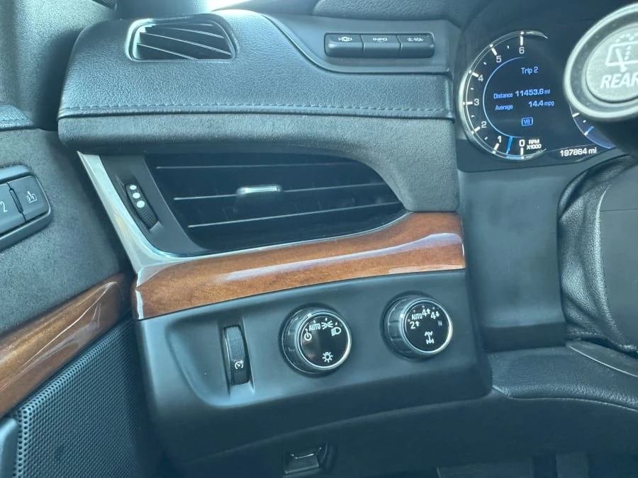 2018 Cadillac Escalade 4th Gen - Image 23 of 31