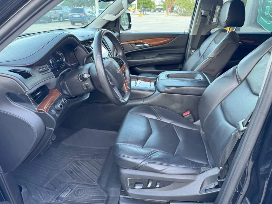 2018 Cadillac Escalade 4th Gen - Image 19 of 31