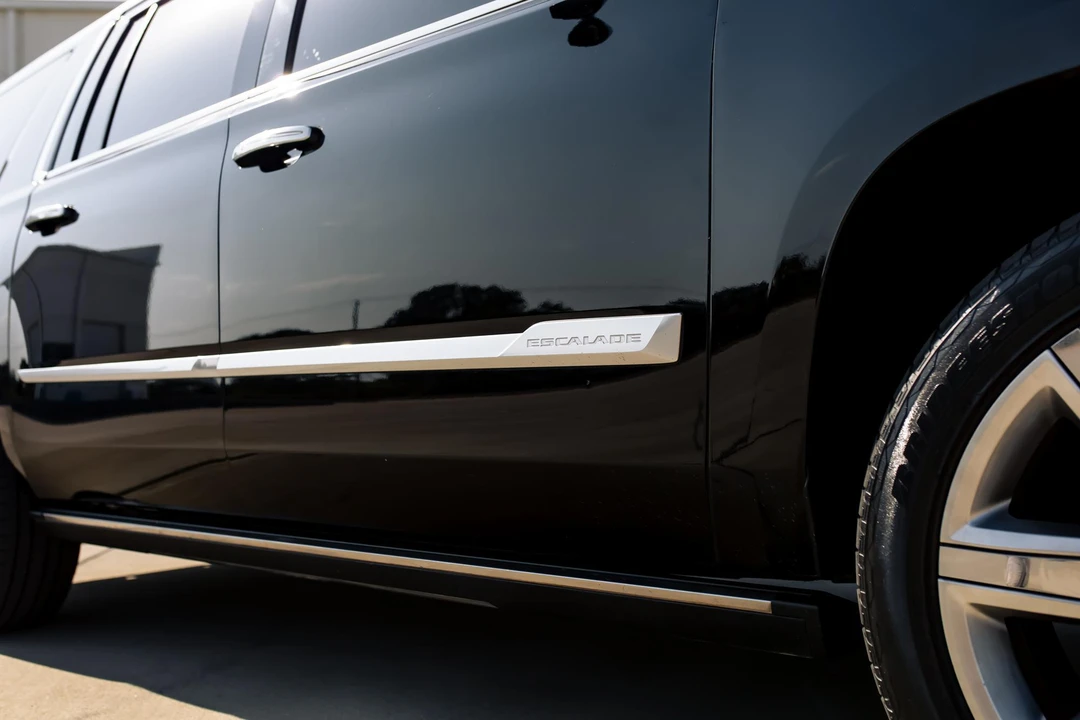 2018 Cadillac Escalade 4th Gen - Image 21 of 31