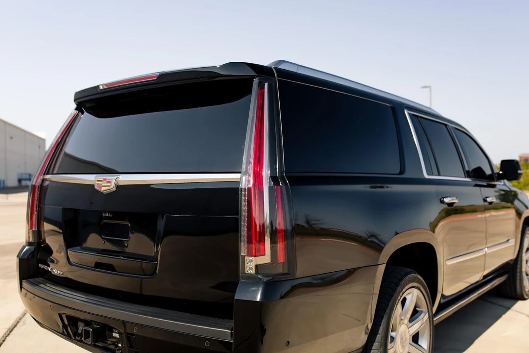 2018 Cadillac Escalade 4th Gen - Image 20 of 31