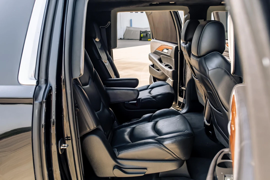2018 Cadillac Escalade 4th Gen - Image 31 of 31