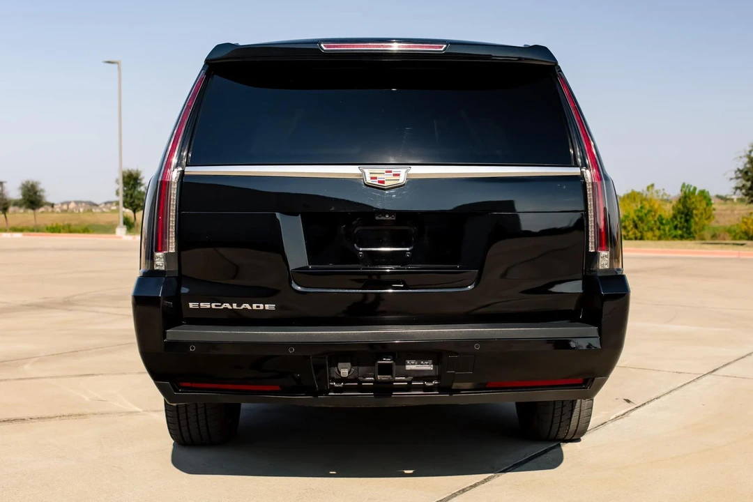 2018 Cadillac Escalade 4th Gen - Image 5 of 31
