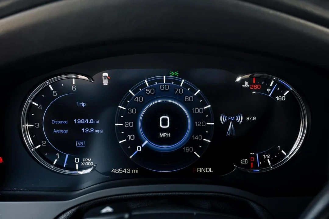 2018 Cadillac Escalade 4th Gen - Image 29 of 31