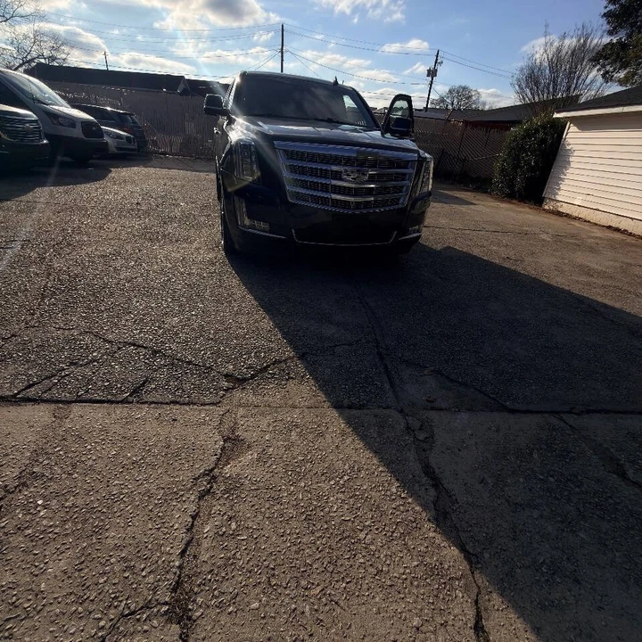 2018 Cadillac Escalade 4th Gen - Image 6 of 12