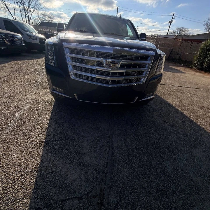 2018 Cadillac Escalade 4th Gen - Image 2 of 12