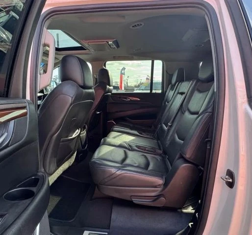 2018 Cadillac Escalade 4th Gen - Image 9 of 18