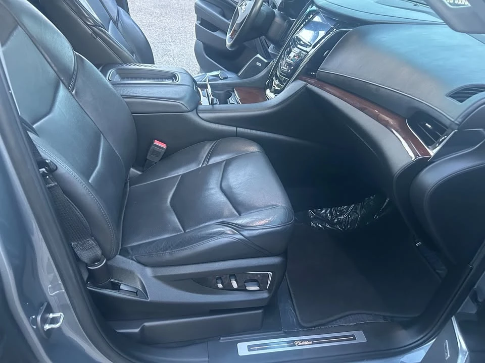 2018 Cadillac Escalade 4th Gen - Image 10 of 21