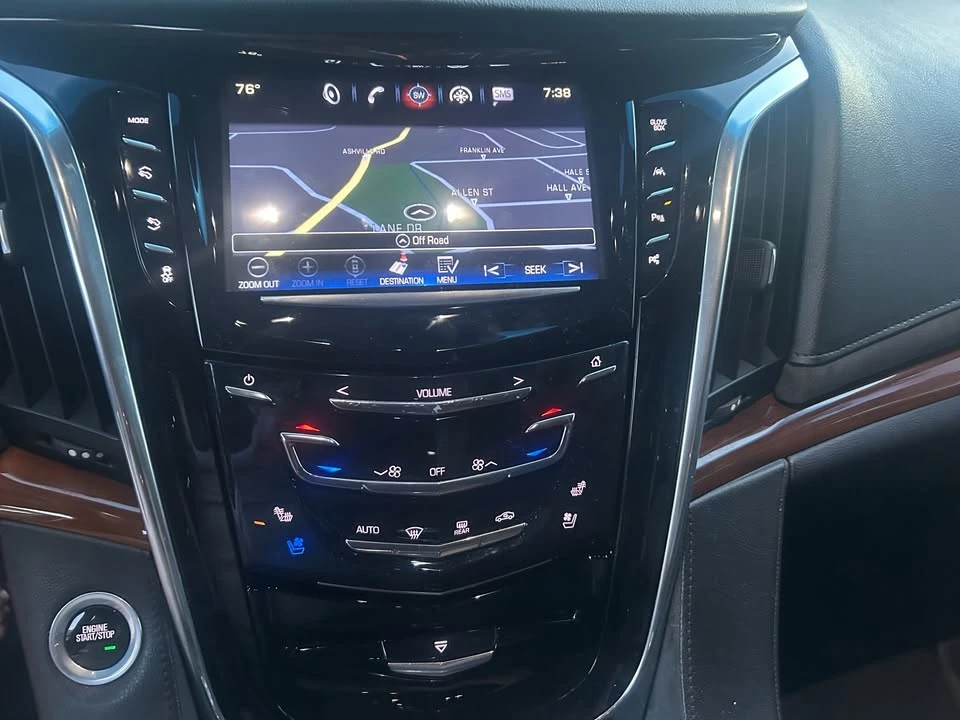 2018 Cadillac Escalade 4th Gen - Image 19 of 21