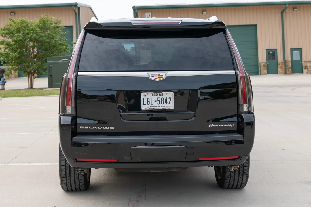 2018 Cadillac Escalade 4th Gen - Image 12 of 31