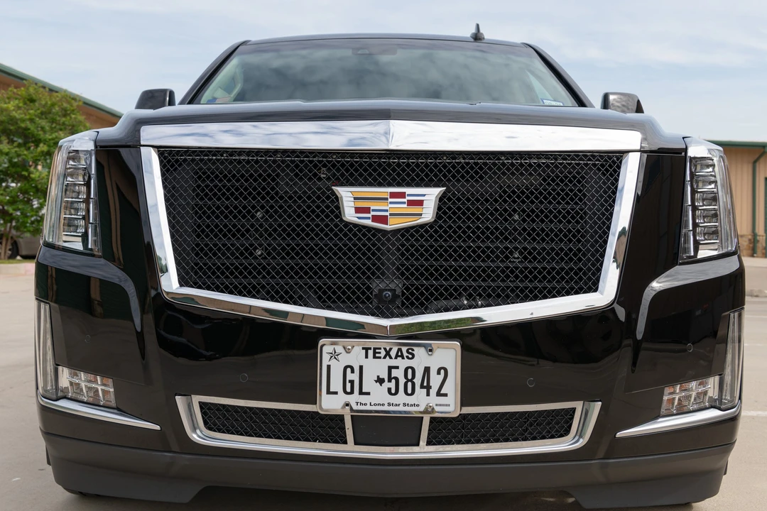2018 Cadillac Escalade 4th Gen - Image 19 of 31