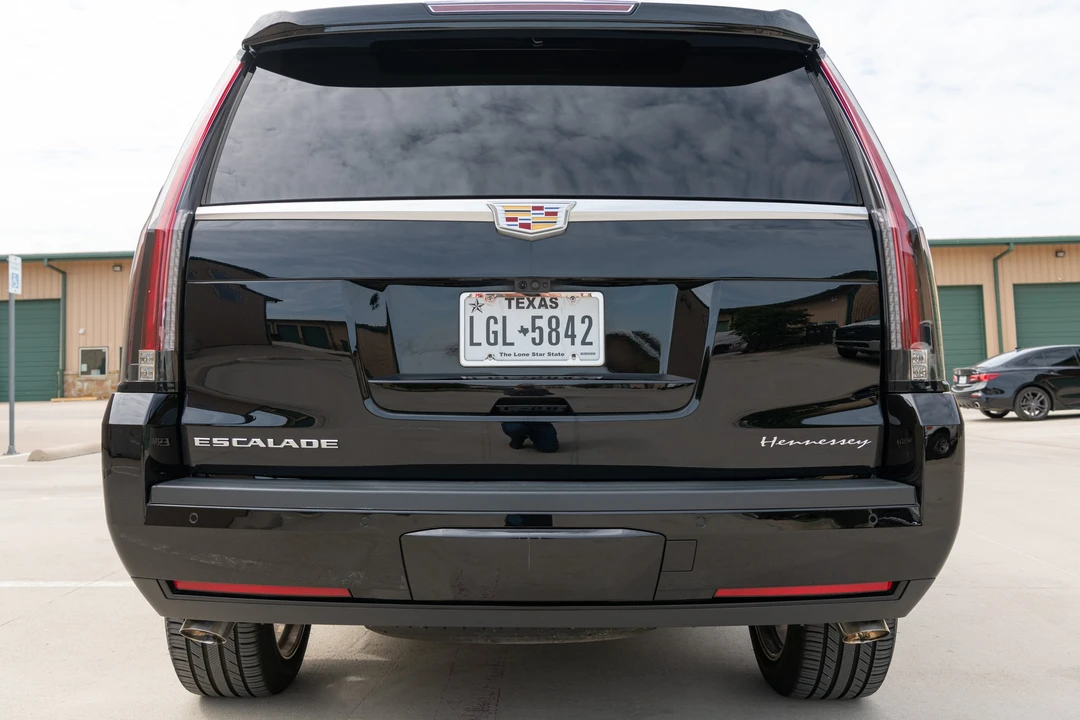 2018 Cadillac Escalade 4th Gen - Image 13 of 31